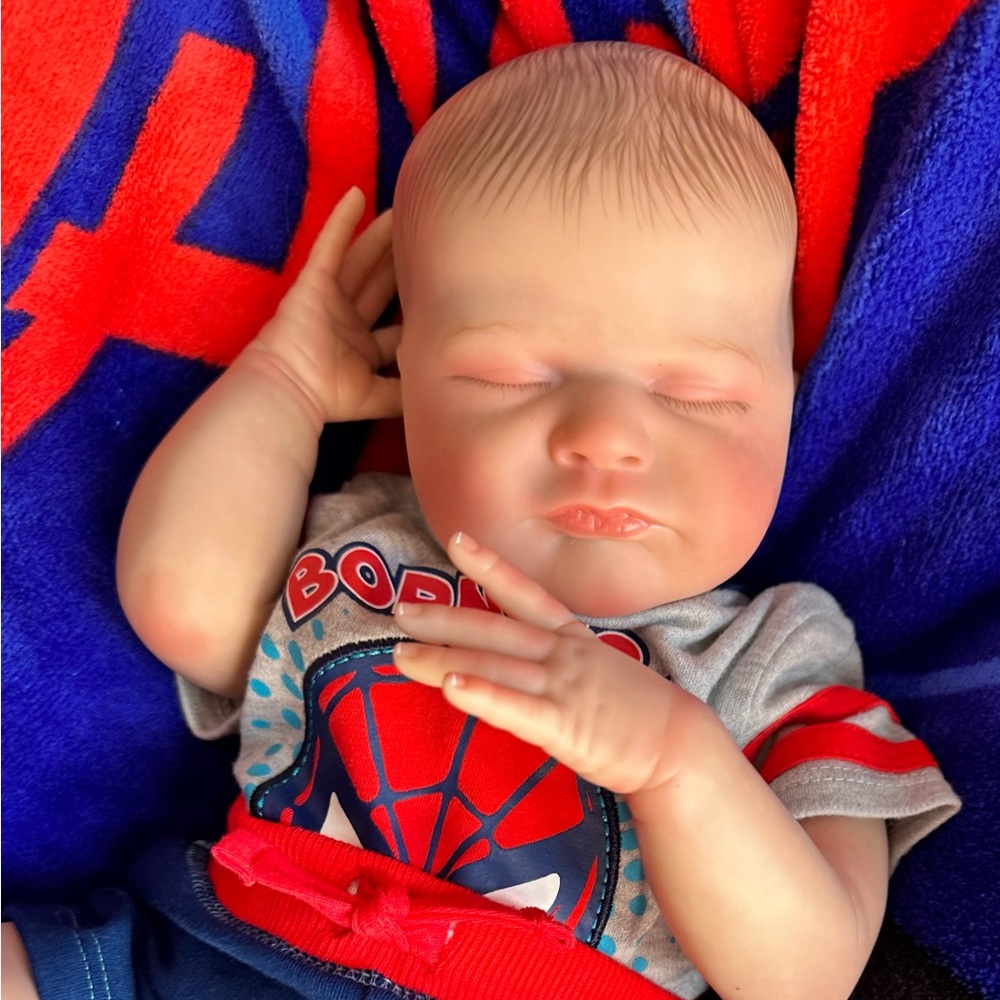 Reborn Max - Picture 11 of 16